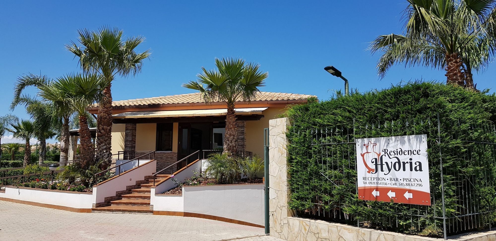 Residence Hydria Campofelice Di Roccella Exterior photo